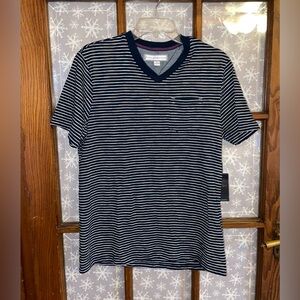 NWT Men’s striped v-neck shirt